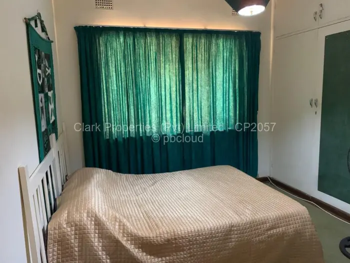 6 Bedroom House for Sale in Mandara, Harare