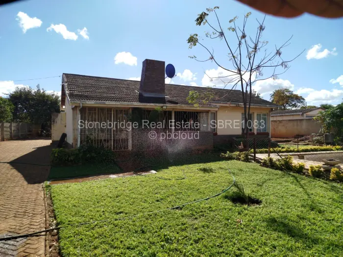 3 Bedroom House for Sale in Montrose Byo, Bulawayo
