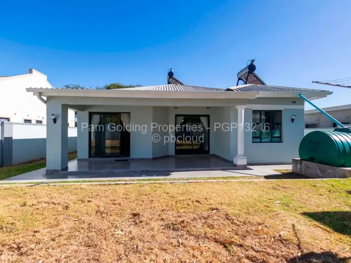 Townhouse/Cluster to Rent in Greendale, Harare