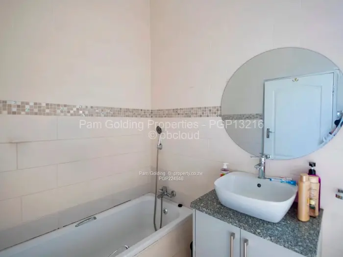 Townhouse/Cluster to Rent in Greendale, Harare