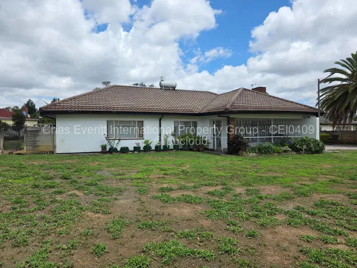 3 Bedroom House for Sale in Woodlands, Bulawayo
