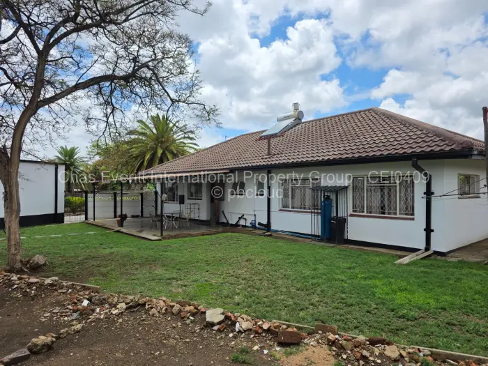 3 Bedroom House for Sale in Woodlands, Bulawayo