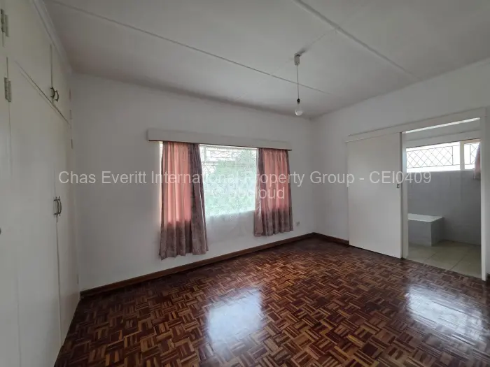 3 Bedroom House for Sale in Woodlands, Bulawayo