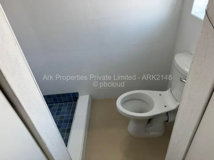 4 Bedroom House for Sale in Mabvazuva Estates, Ruwa