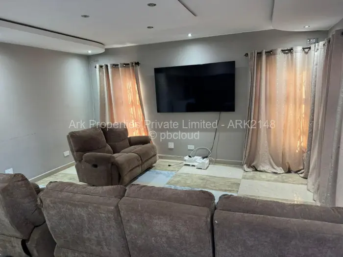 4 Bedroom House for Sale in Mabvazuva Estates, Ruwa