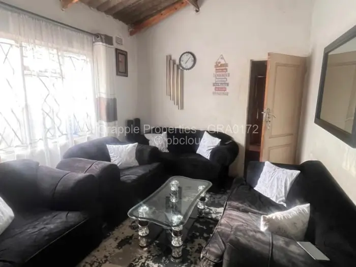 5 Bedroom House for Sale in Highfield, Harare