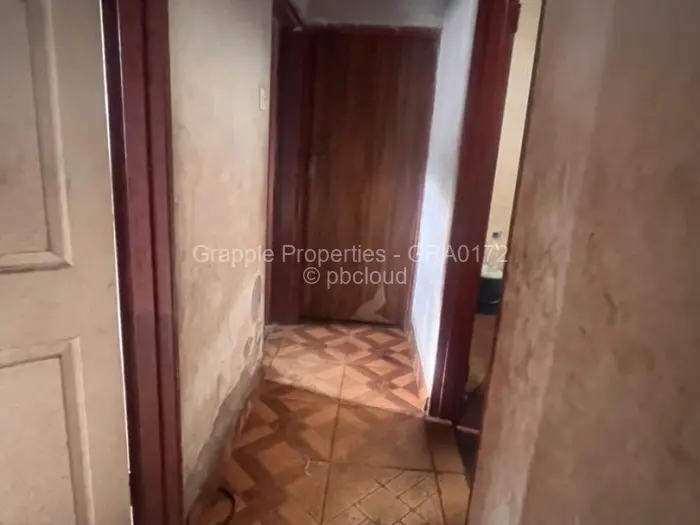 5 Bedroom House for Sale in Highfield, Harare