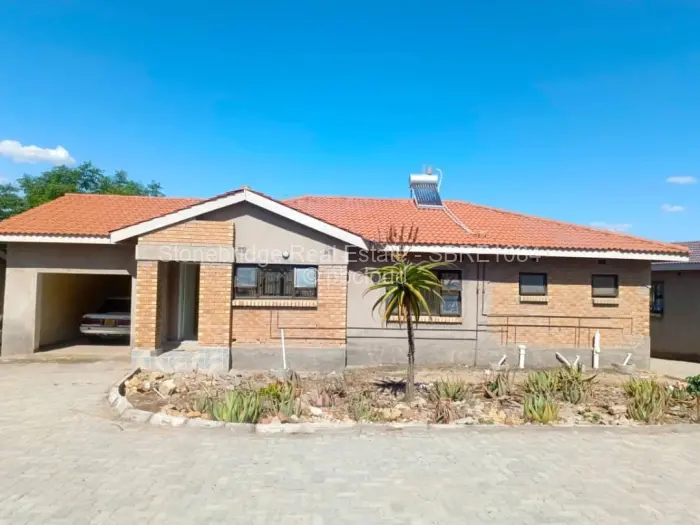 3 Bedroom House to Rent in Burnside, Bulawayo
