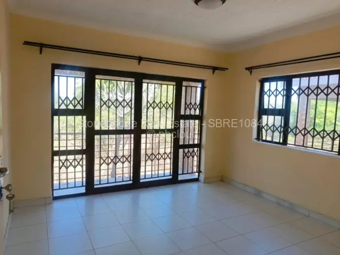 3 Bedroom House to Rent in Burnside, Bulawayo