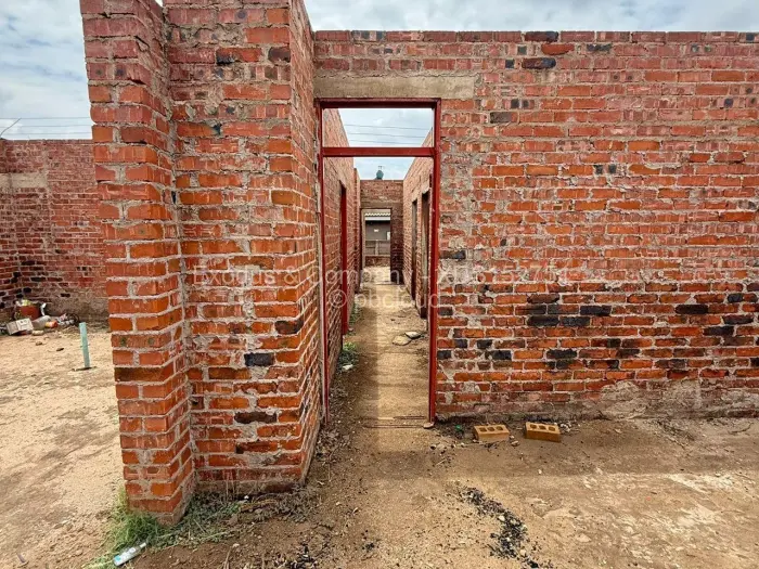 4 Bedroom House for Sale in Madokero Estates, Harare