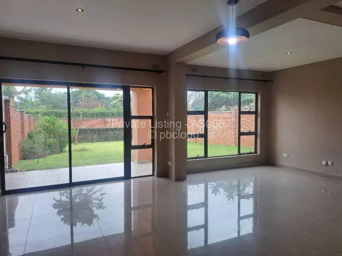 Townhouse/Cluster to Rent in Vainona, Harare