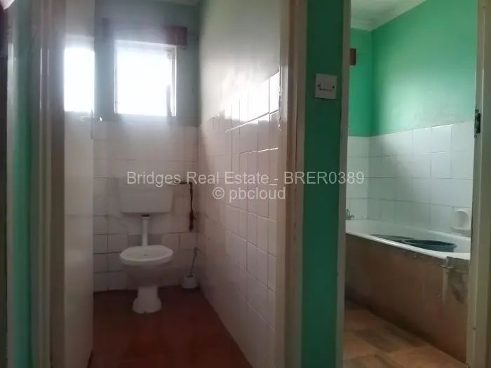 3 Bedroom House for Sale in Msasa Park, Harare