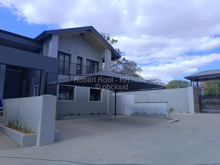 Townhouse/Cluster to Rent in Greendale, Harare