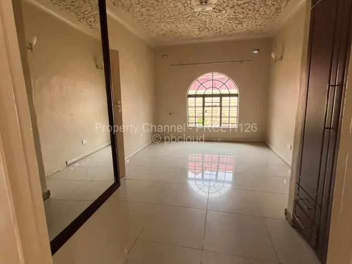 Townhouse/Cluster to Rent in Meyrick Park, Harare