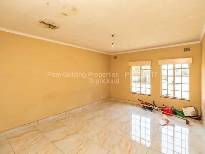 3 Bedroom House for Sale in Waterfalls, Harare