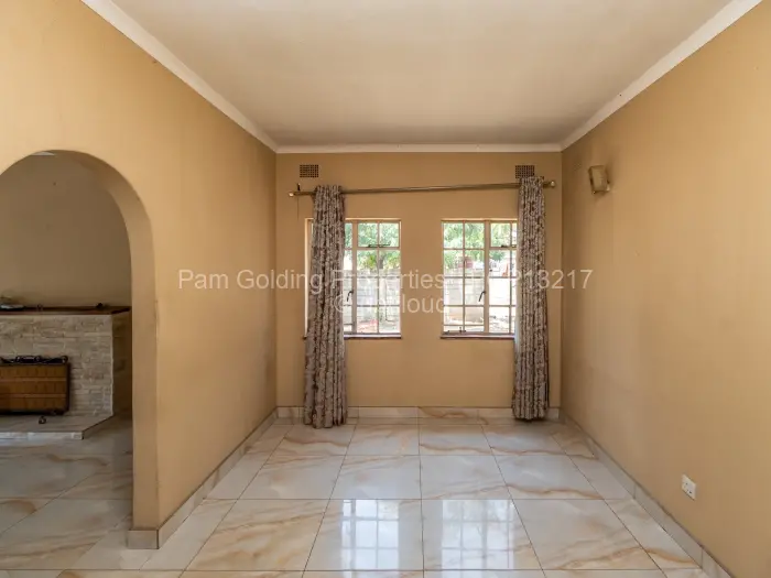 3 Bedroom House for Sale in Waterfalls, Harare