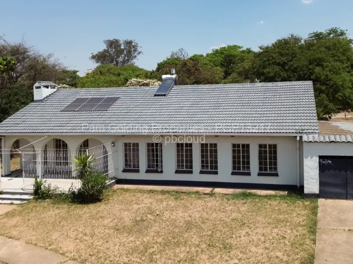 3 Bedroom House for Sale in Waterfalls, Harare