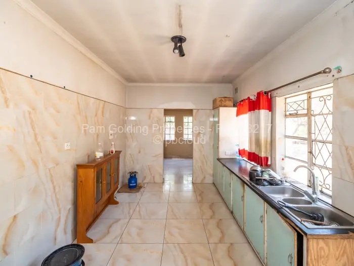 3 Bedroom House for Sale in Waterfalls, Harare