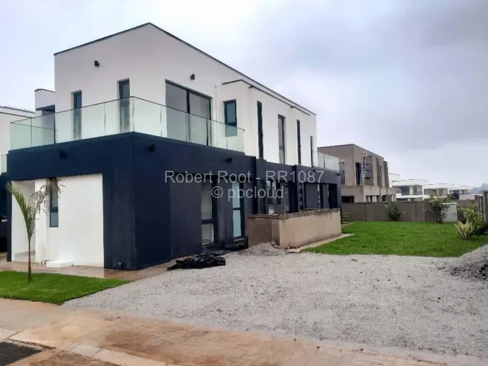 Flat/Apartment to Rent in Borrowdale West, Harare