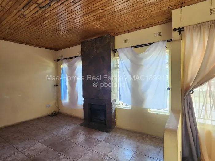 4 Bedroom House for Sale in Greendale, Harare