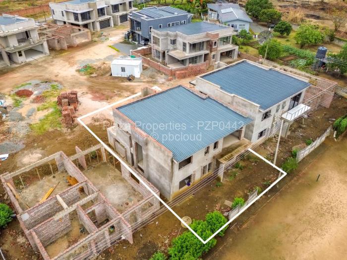 Townhouse/Cluster for Sale in Newlands, Harare