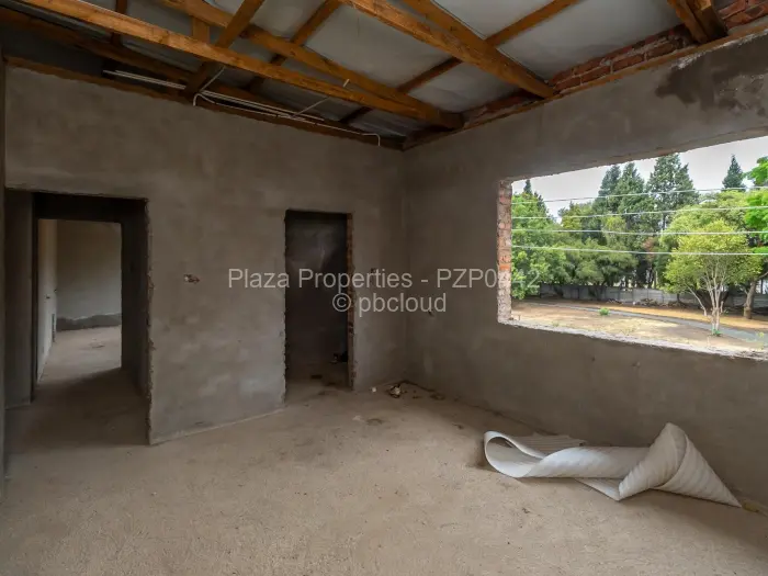 Townhouse/Cluster for Sale in Newlands, Harare