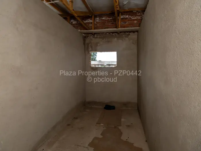 Townhouse/Cluster for Sale in Newlands, Harare