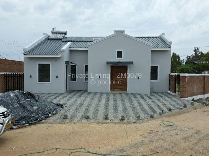 Townhouse/Cluster for Sale in Arlington, Harare