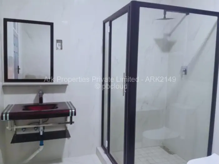 7 Bedroom House for Sale in Mount Pleasant Heights, Harare