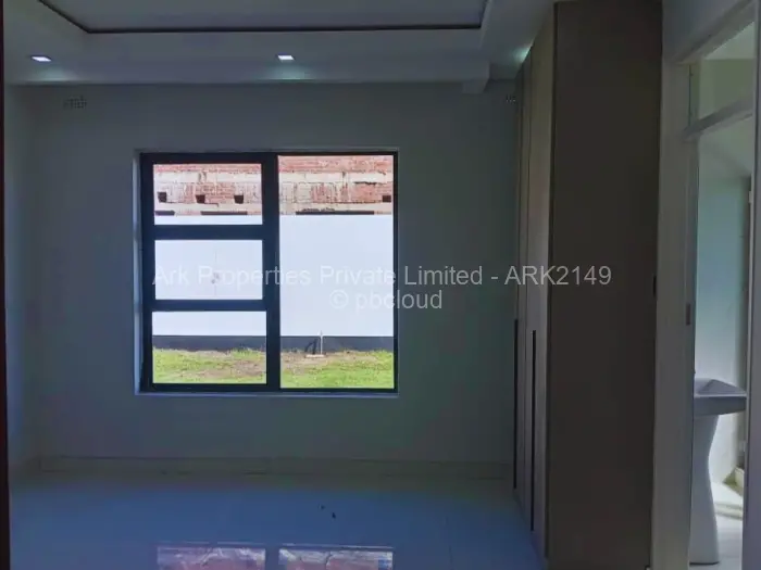 7 Bedroom House for Sale in Mount Pleasant Heights, Harare