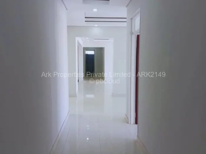 7 Bedroom House for Sale in Mount Pleasant Heights, Harare