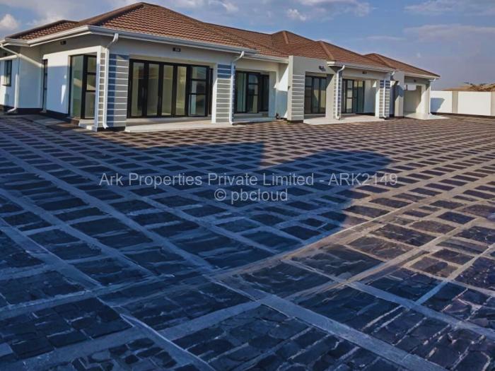 7 Bedroom House for Sale in Mount Pleasant Heights, Harare