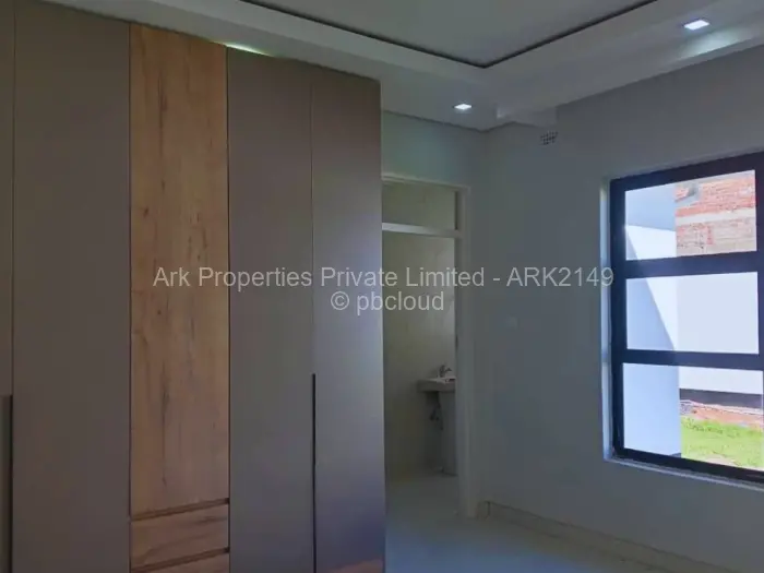 7 Bedroom House for Sale in Mount Pleasant Heights, Harare