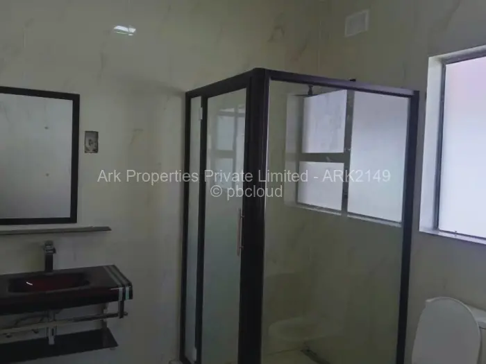 7 Bedroom House for Sale in Mount Pleasant Heights, Harare