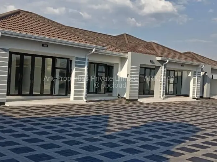 7 Bedroom House for Sale in Mount Pleasant Heights, Harare