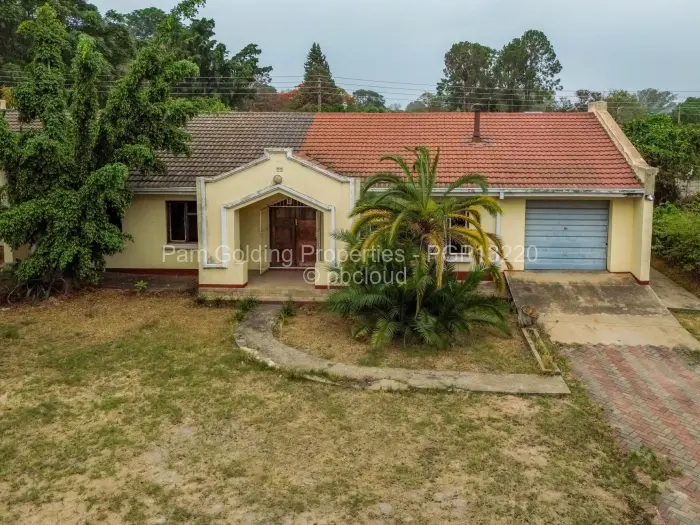 Townhouse/Cluster for Sale in Greengrove, Harare