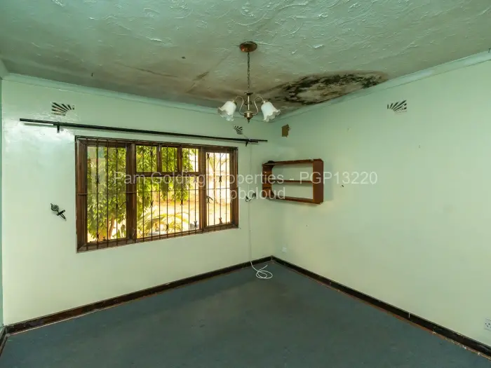 Townhouse/Cluster for Sale in Greengrove, Harare