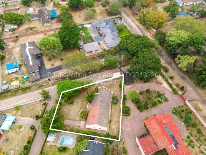 Townhouse/Cluster for Sale in Greengrove, Harare