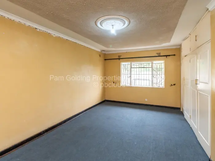 Townhouse/Cluster for Sale in Greengrove, Harare