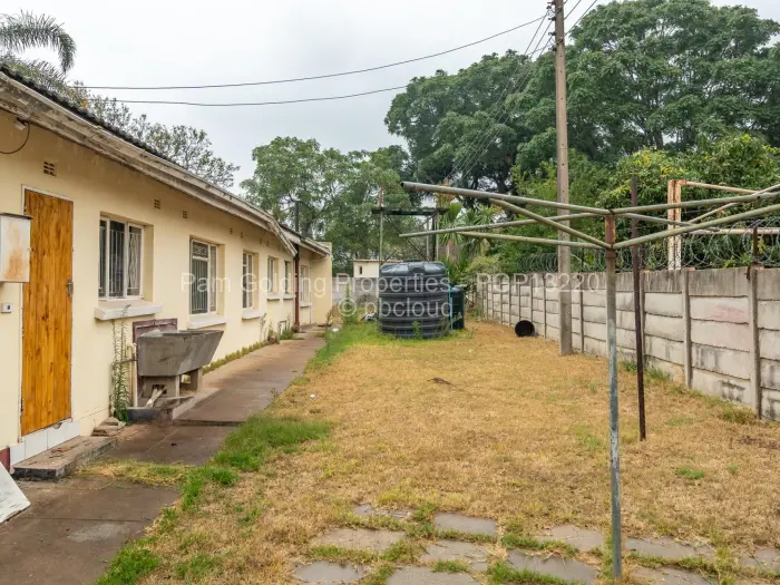 Townhouse/Cluster for Sale in Greengrove, Harare