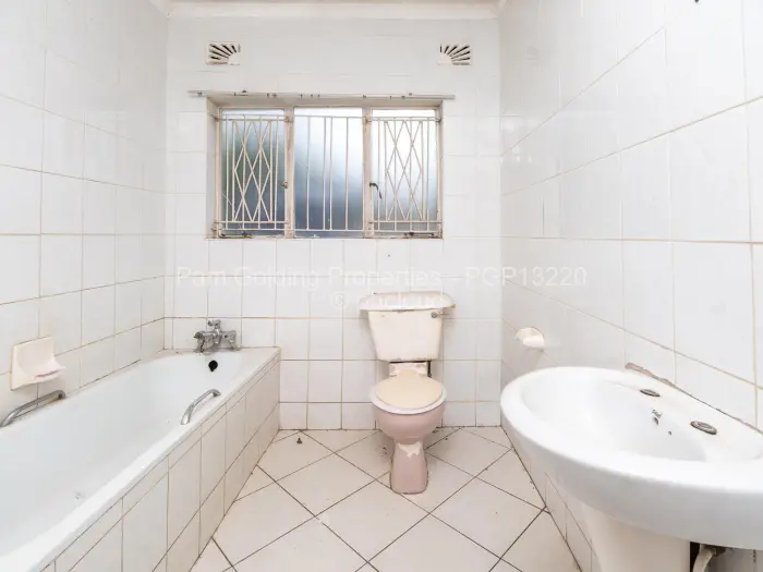 Townhouse/Cluster for Sale in Greengrove, Harare