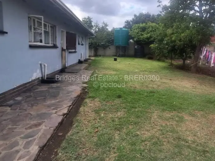 3 Bedroom House to Rent in Mabelreign, Harare