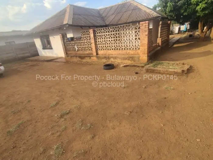 3 Bedroom House for Sale in Queens Park West, Bulawayo
