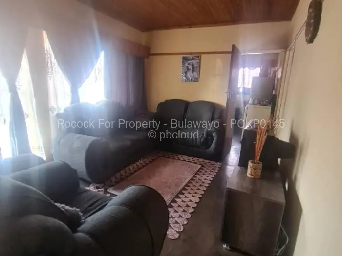 3 Bedroom House for Sale in Queens Park West, Bulawayo