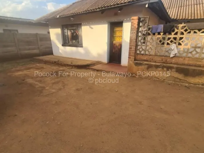 3 Bedroom House for Sale in Queens Park West, Bulawayo