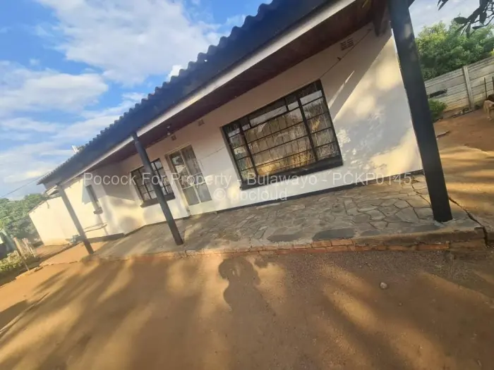 3 Bedroom House for Sale in Queens Park West, Bulawayo