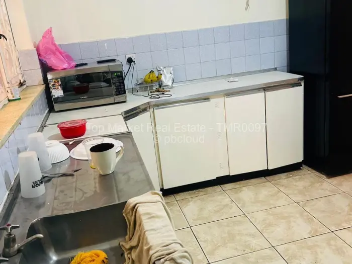 Flat/Apartment for Sale in Chadcombe, Harare