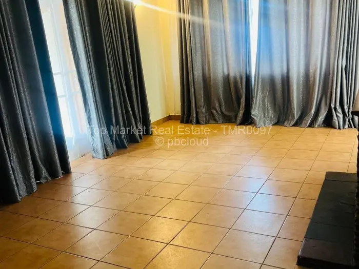 Flat/Apartment for Sale in Chadcombe, Harare