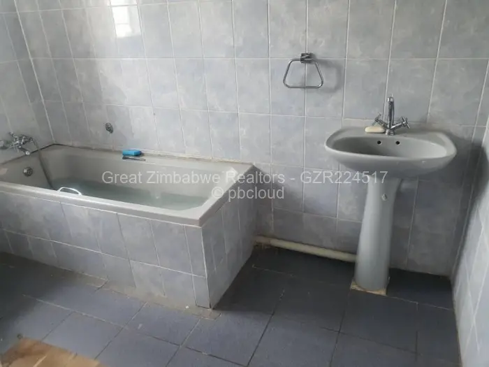 4 Bedroom House for Sale in Masvingo, Masvingo