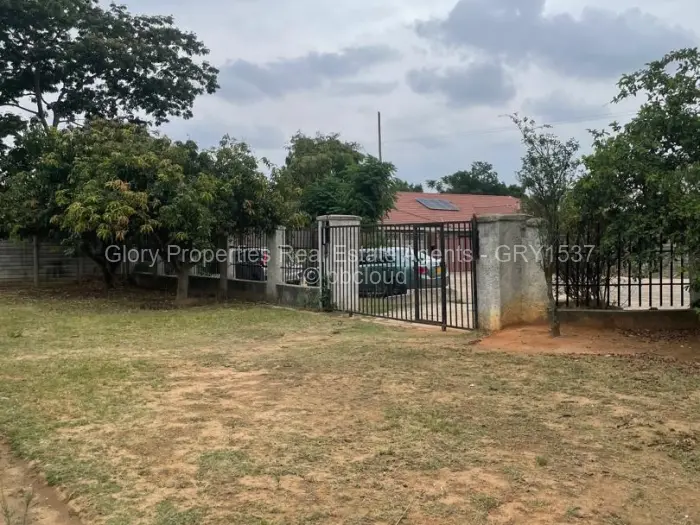 4 Bedroom House for Sale in Windsor Park, Ruwa